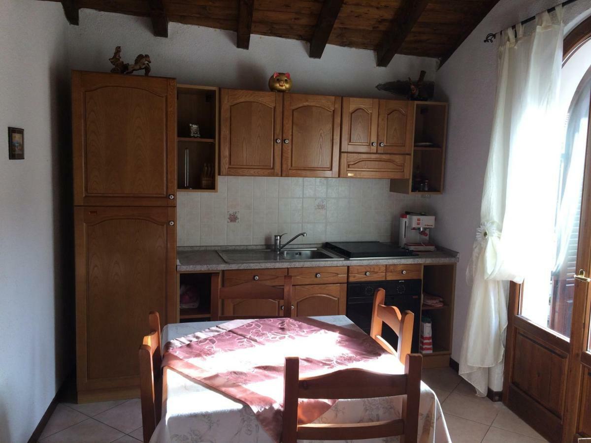 Chalet Con Piscina Garzeno ภายนอก รูปภาพ