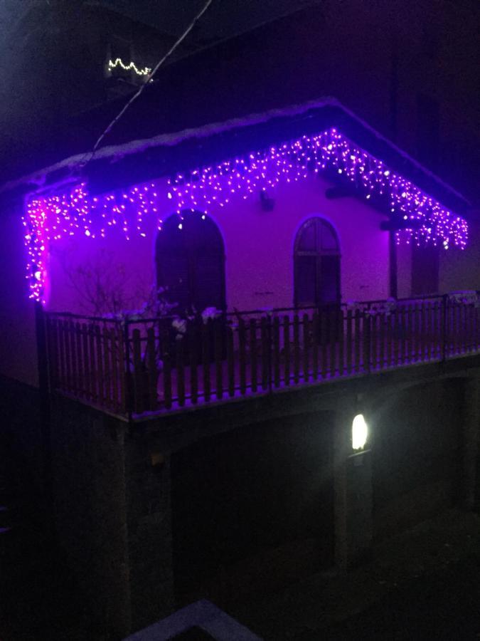Chalet Con Piscina Garzeno ภายนอก รูปภาพ